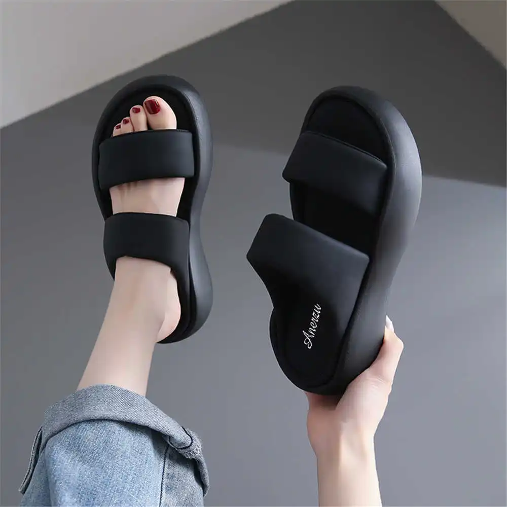 Chaussures d'été à bandes pour - High Tech Office Room avis et prix